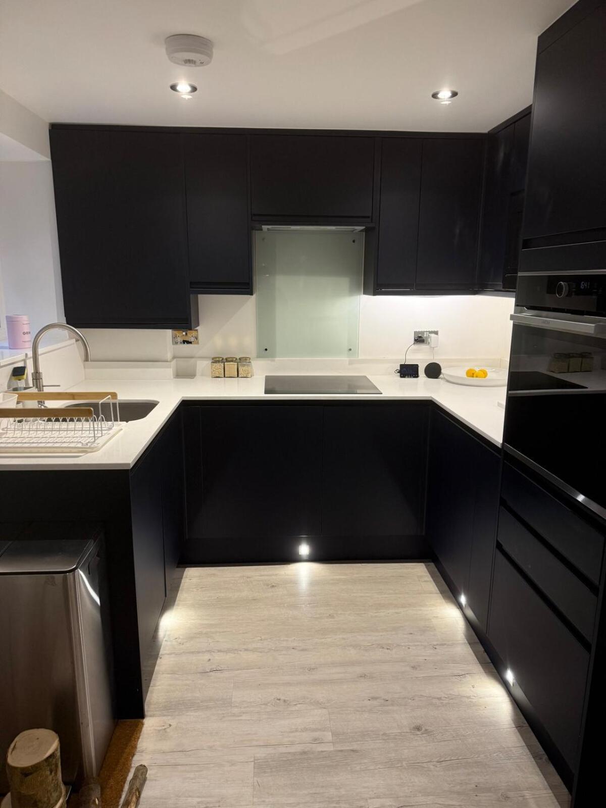 Appartamento Large 1 Bedroom Self Contained Garden Flat Windsor